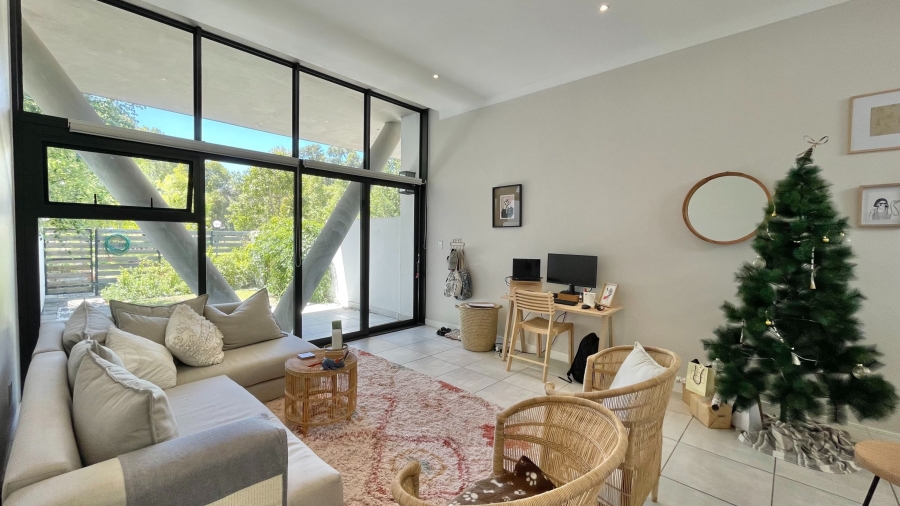 1 Bedroom Property for Sale in Paardevlei Western Cape